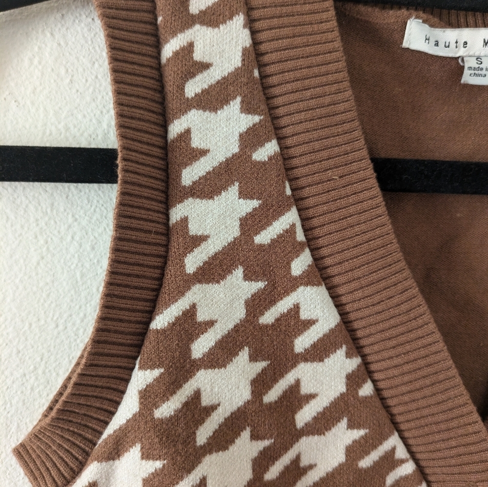 Haute Monde Brown and White Houndstooth Crop Top - Picture 4 of 7